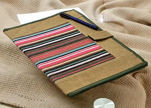 Jute folder, striped band, pen loop (FDR-10)